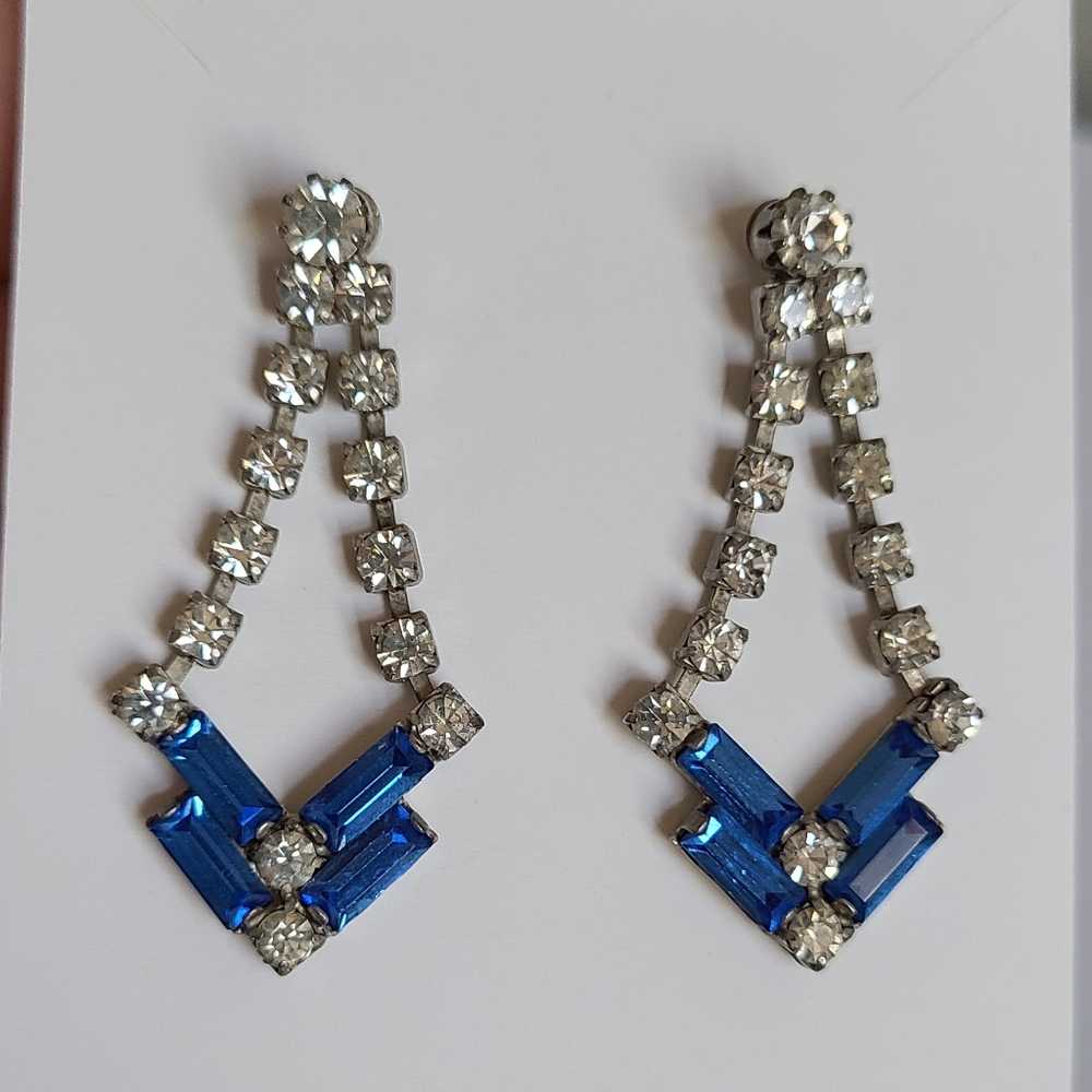 Vintage 80s 90s Silver Clear Blue Rhinestone Fancy Evening Party Drop Earrings